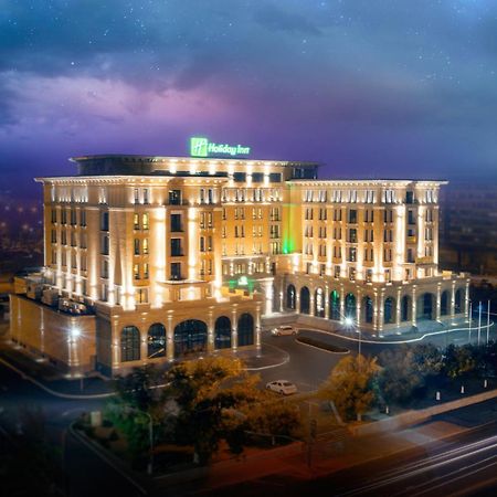 Holiday Inn Aktau By Ihg Екстериор снимка