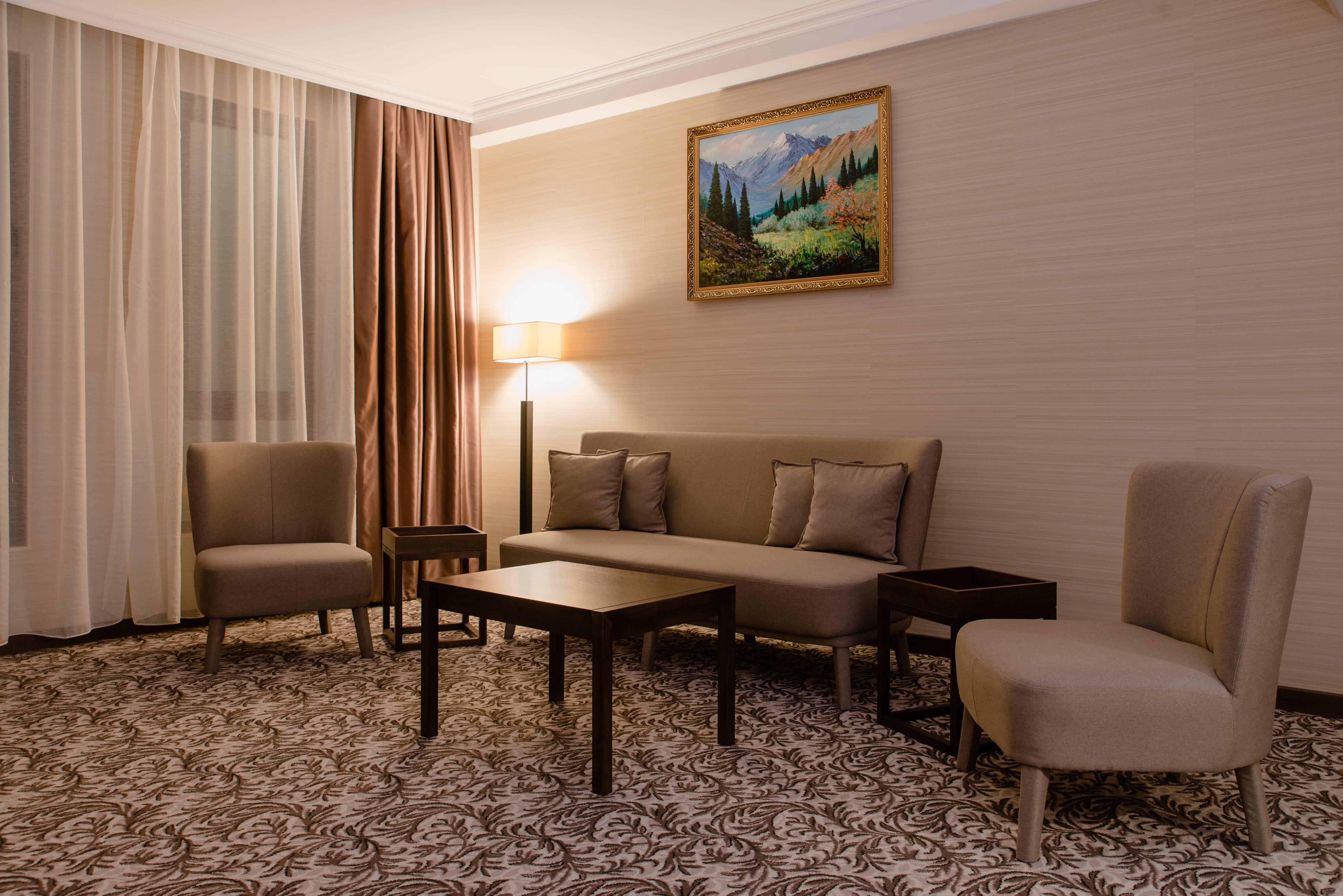 Holiday Inn Aktau By Ihg Екстериор снимка