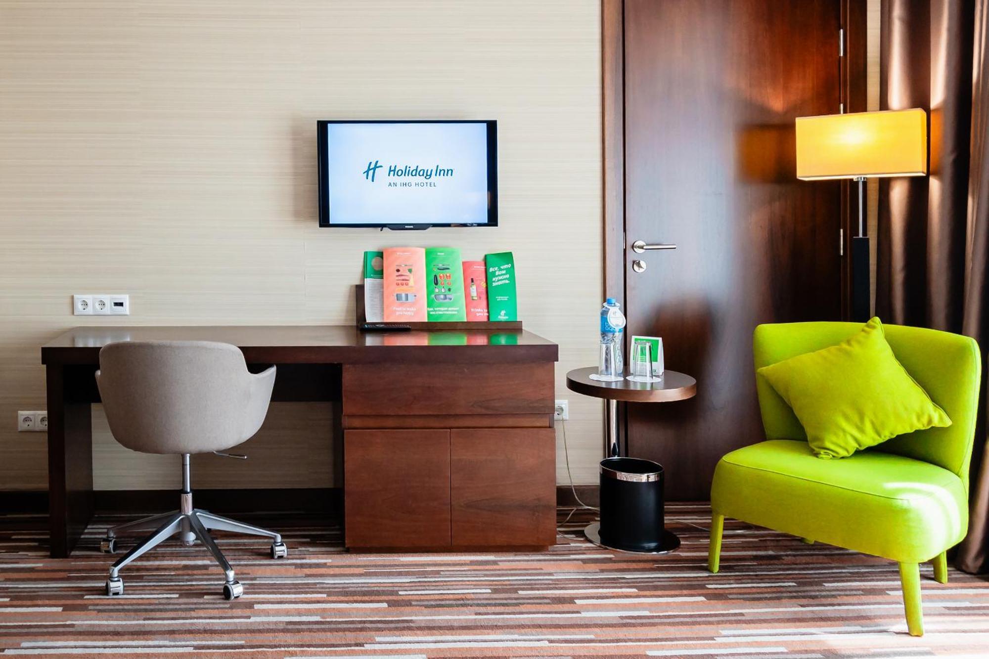 Holiday Inn Aktau By Ihg Екстериор снимка